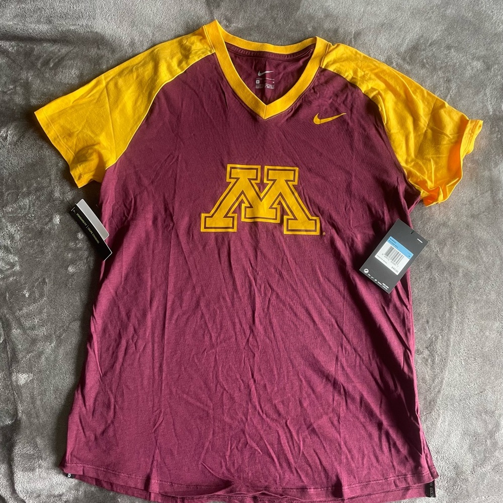 Women’s University of Minnesota Nike T-Shirt